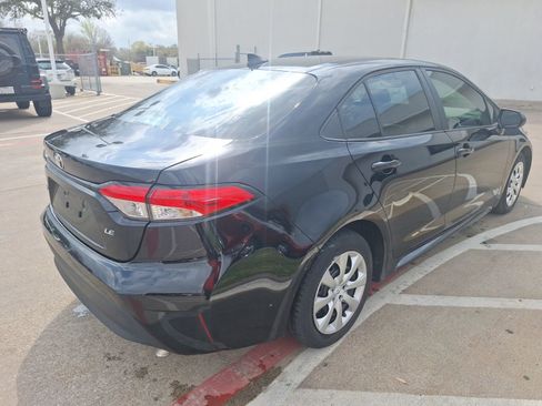 Used 2024 Toyota Corolla LE image 6