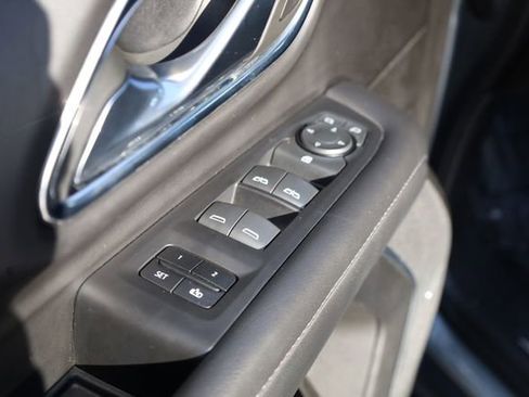 Used 2023 Chevrolet Tahoe LT image 14