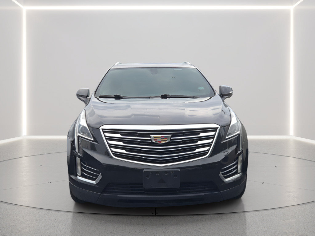 Used 2019 Cadillac XT5 AWD image 2