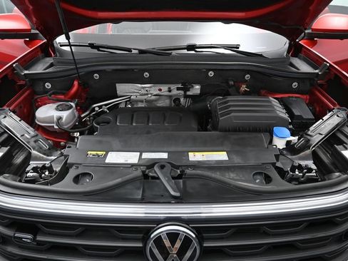 Used 2024 Volkswagen Atlas SEL Premium R-Line AWD/4WD image 40