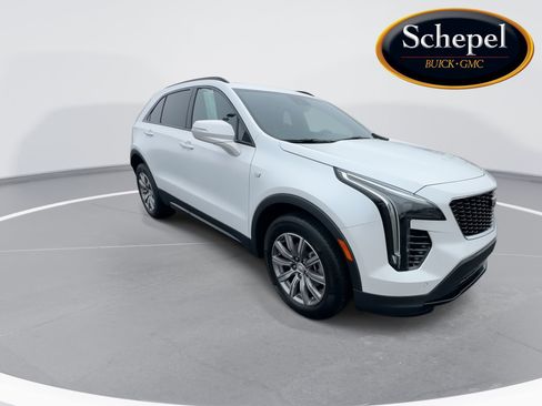 Used 2023 Cadillac XT4 Sport w/ Cold Weather Package image 2