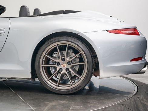 Used 2014 Porsche 911 Carrera image 17