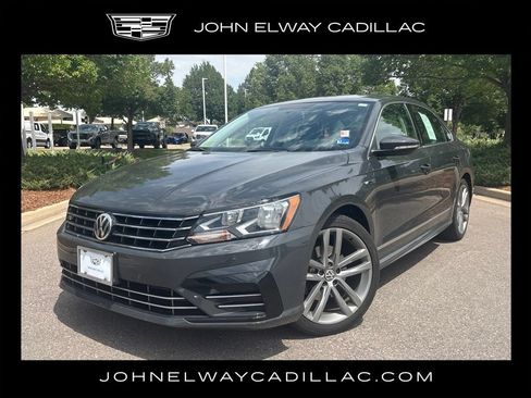 Used 2017 Volkswagen Passat 1.8T R-Line FWD image 1