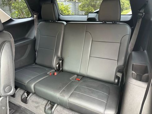 Used 2019 Chevrolet Traverse RS w/ LPO, Floor Liner Package image 12