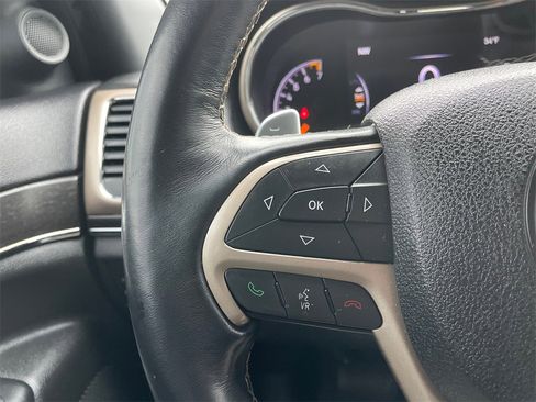 Used 2016 Jeep Grand Cherokee Limited image 25