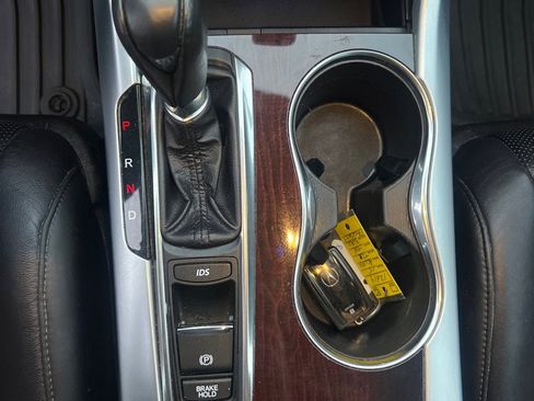 Used 2015 Acura TLX w/ Technology Package image 34