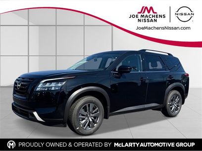 New 2025 Nissan Pathfinder SV