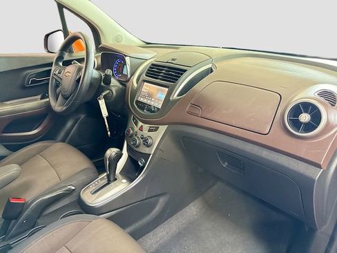 Used 2016 Chevrolet Trax LT image 27