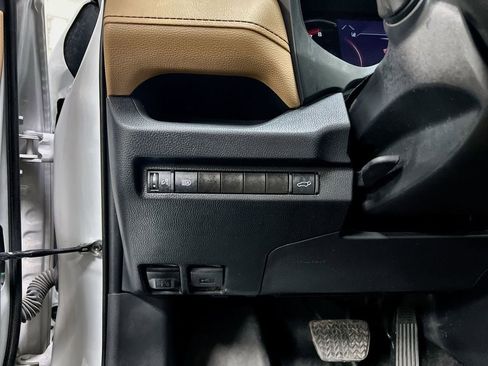 Used 2024 Toyota RAV4 XLE Premium image 14