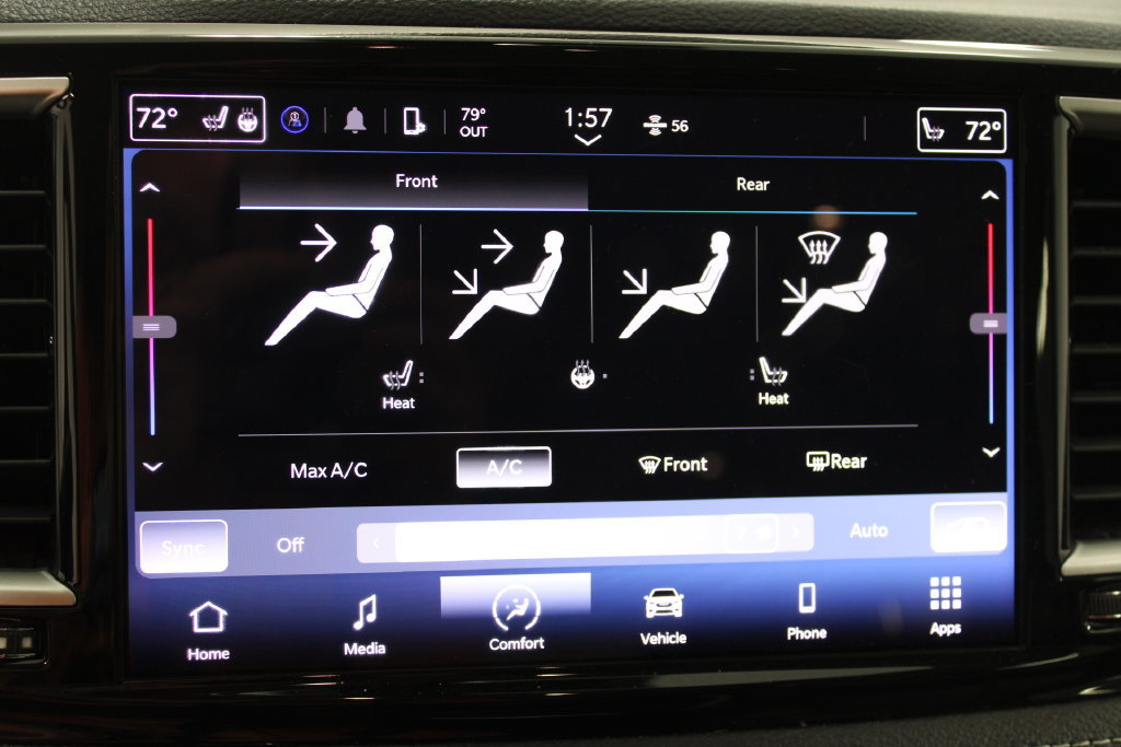 Used 2023 Chrysler Pacifica Touring-L FWD image 32