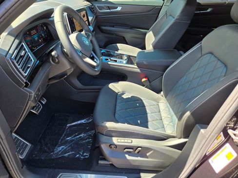New 2026 Volkswagen Atlas Cross Sport SEL Premium R-Line AWD/4WD image 6