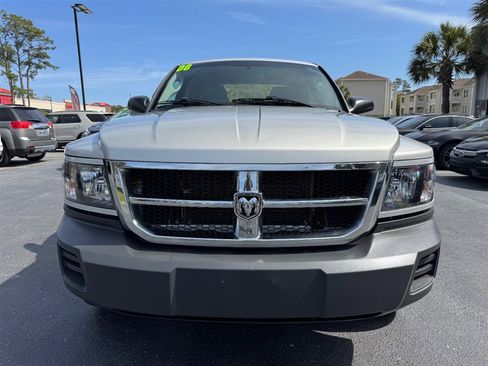 Used 2008 Dodge Dakota SXT image 3