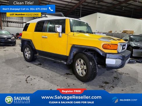 Used 2008 Toyota FJ Cruiser 2WD w/ Upgrade Pkg 2 image 5