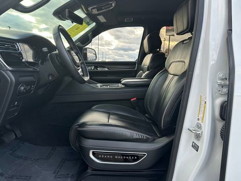 Used 2024 Jeep Grand Wagoneer Series II w/ Quick Order Packagew 28T image 20