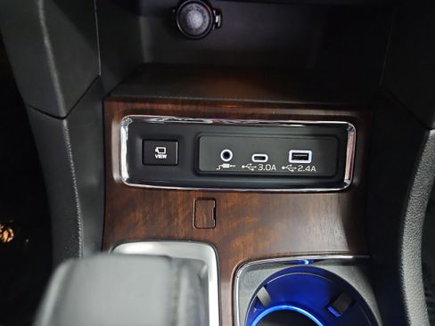 Certified 2023 Subaru Ascent Touring image 24