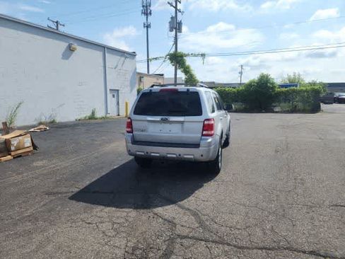 Used 2008 Ford Escape Limited FWD image 17
