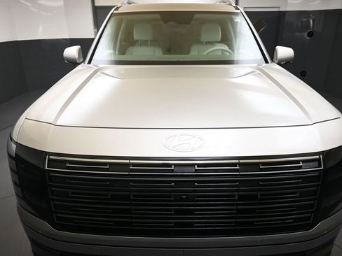 New 2026 Hyundai Palisade Limited image 3