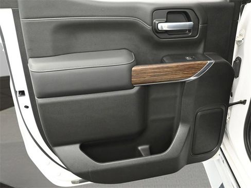 Used 2022 Chevrolet Silverado 1500 High Country w/ Safety Package II image 13