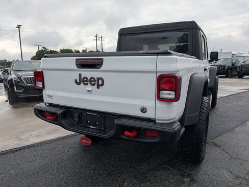 Used 2023 Jeep Gladiator Rubicon w/ Trailer Tow Package AWD/4WD image 4