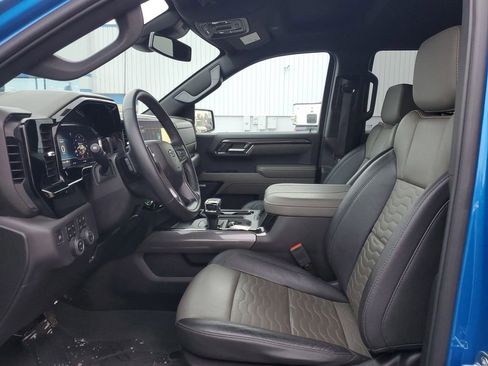 Used 2023 Chevrolet Silverado 1500 ZR2 image 5