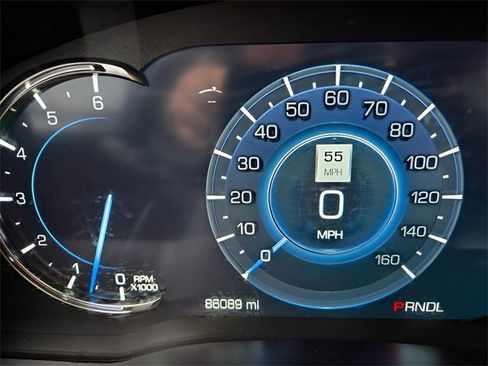 Used 2020 Cadillac Escalade Premium Luxury w/ Escalade Sport Edition image 27