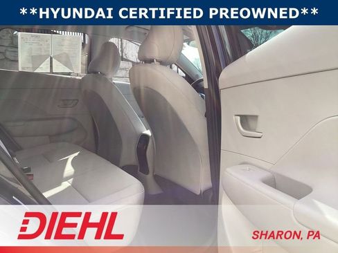Certified 2025 Hyundai Kona SEL image 12