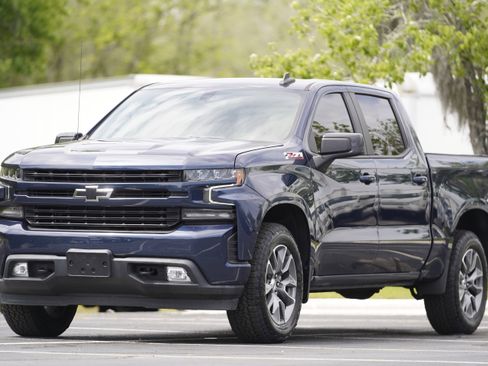 Used 2021 Chevrolet Silverado 1500 RST AWD/4WD image 32