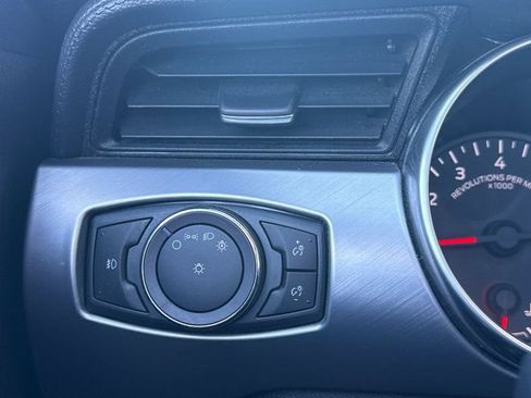 Used 2019 Ford Mustang Premium image 27