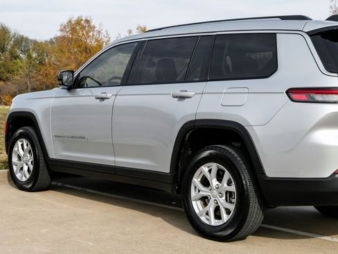 Used 2023 Jeep Grand Cherokee L Limited image 18