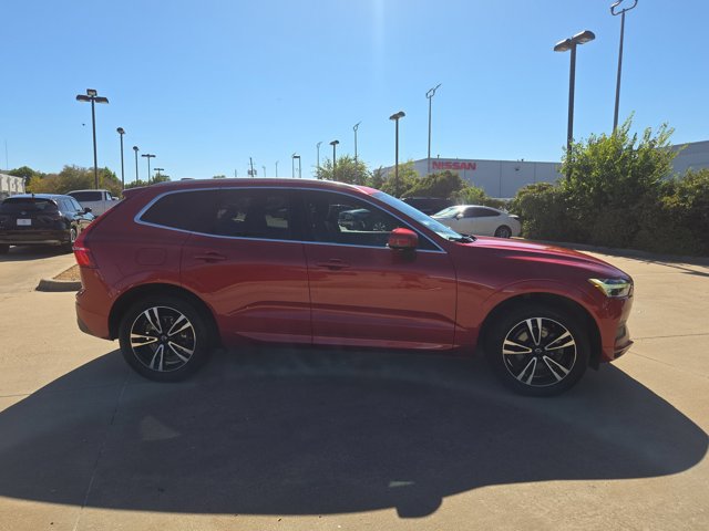 Used 2020 Volvo XC60 T5 Momentum w/ Premium Package AWD/4WD image 4