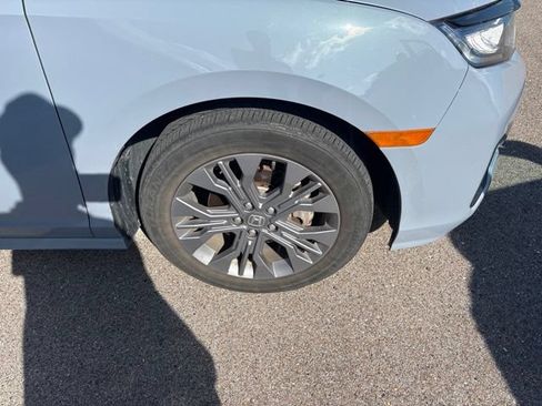 Used 2025 Honda Odyssey Touring image 14