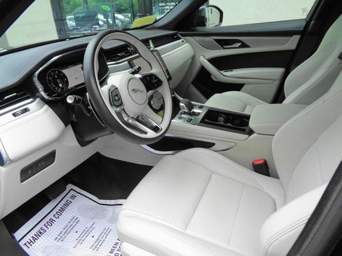 Used 2024 Jaguar F-PACE R-Dynamic S AWD/4WD image 10