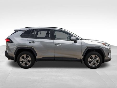 Used 2024 Toyota RAV4 LE AWD/4WD image 3