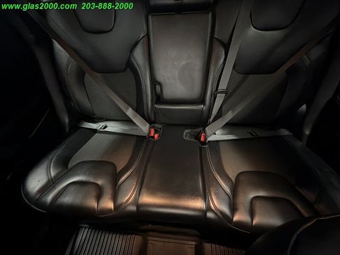 Used 2021 Jeep Cherokee Latitude Plus AWD/4WD image 24