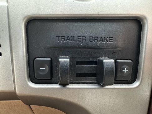 Used 2014 Ford F150 Lariat w/ Equipment Group 501A Mid AWD/4WD image 24