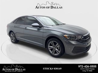Used 2022 Volkswagen Jetta SE w/ Panoramic Sunroof Package image 1