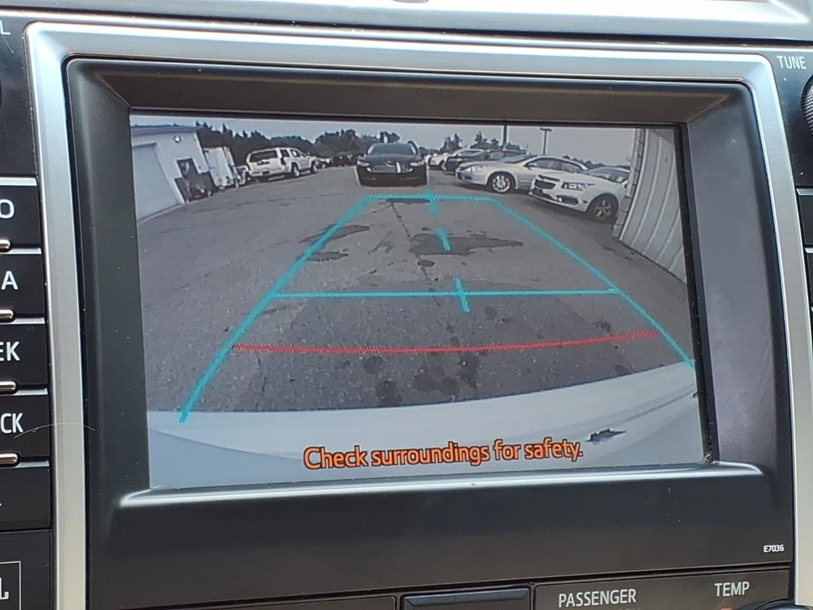 Used 2013 Toyota Camry XLE FWD image 10