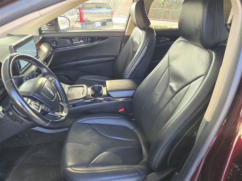 Used 2022 Lincoln Nautilus Reserve w/ Equipment Group 201A image 26