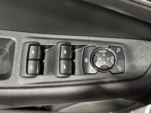 Used 2022 Ford Edge SEL image 16