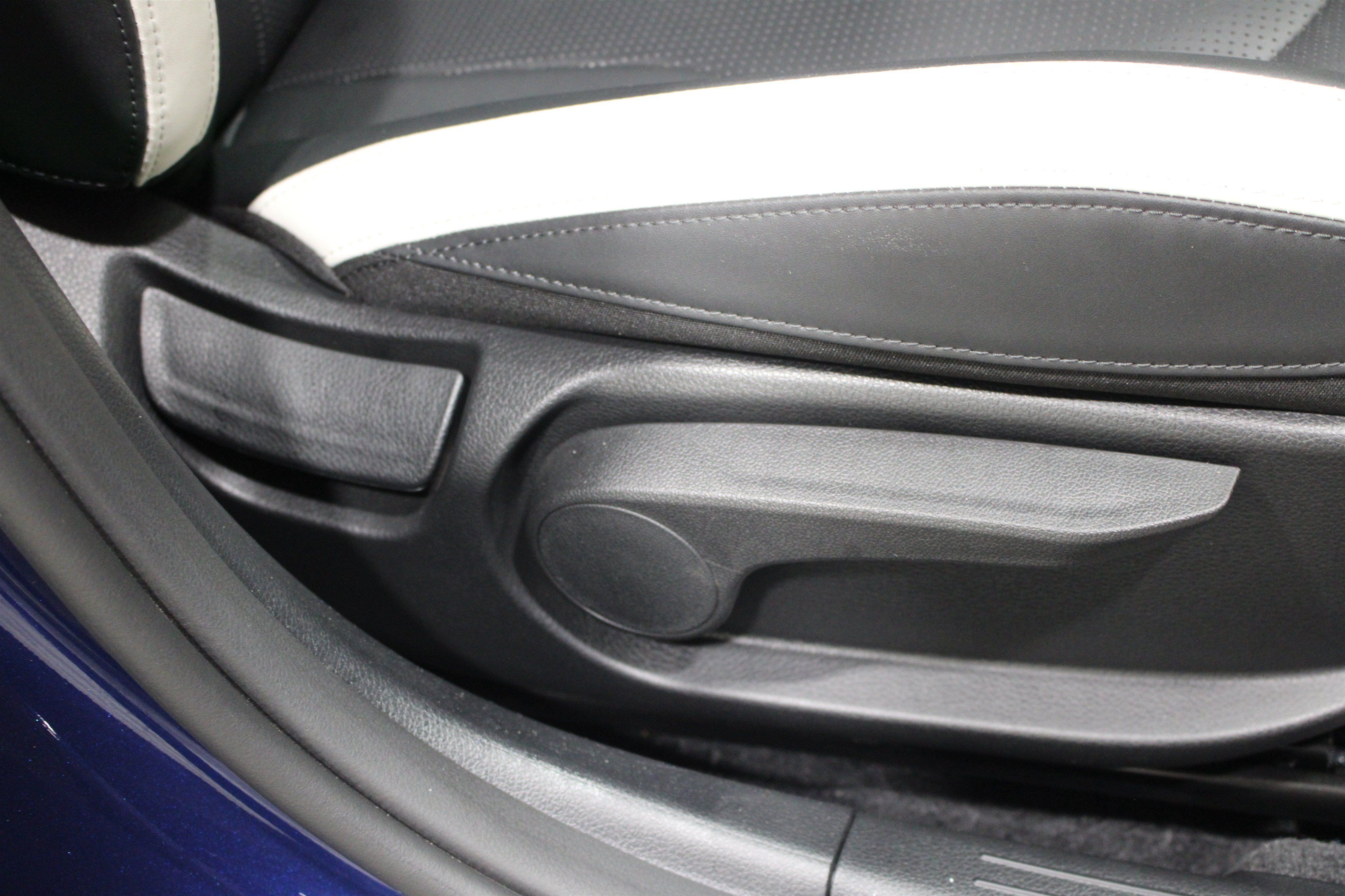 Used 2025 Kia K5 GT-Line w/ GT-Line Premium Package FWD image 26