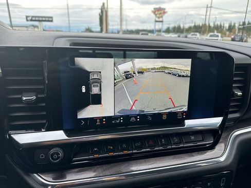 Used 2024 Chevrolet Silverado 1500 LTZ w/ Technology Package image 16