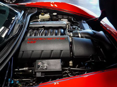 Used 2012 Chevrolet Corvette Grand Sport w/ 2LT Preferred Equipment Group RWD image 12