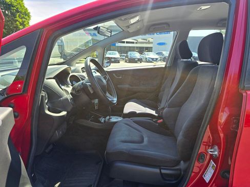 Used 2011 Honda Fit Sport image 3
