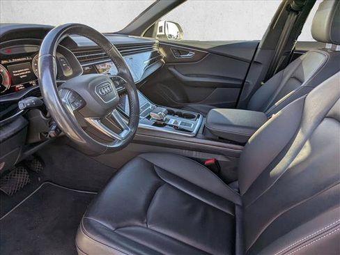Used 2021 Audi Q8 Premium w/ Convenience Package image 17