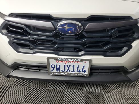 Used 2025 Subaru Crosstrek 2.5i Limited w/ Crosstrek Mirror Package image 10