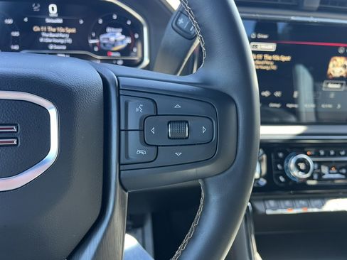 Used 2024 GMC Sierra 2500 AT4 w/ AT4 Preferred Package image 25