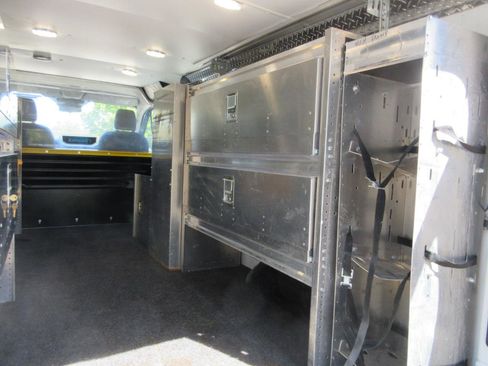 Used 2019 Ford Transit 250 148 Low Roof w/ Interior Upgrade Package RWD image 15