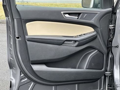 Used 2024 Ford Edge SEL w/ Convenience Package image 15