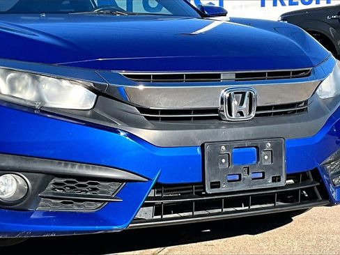 Used 2018 Honda Civic EX-T image 32