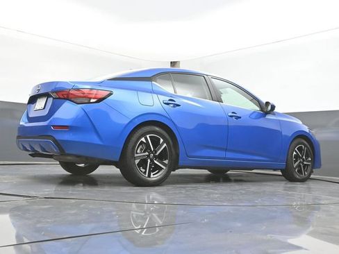 Used 2025 Nissan Sentra SV FWD image 42